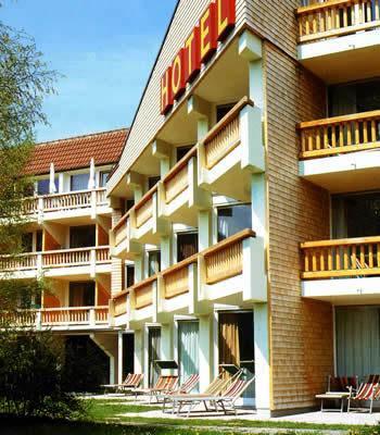 Hotel Flora Пфронтен Екстер'єр фото